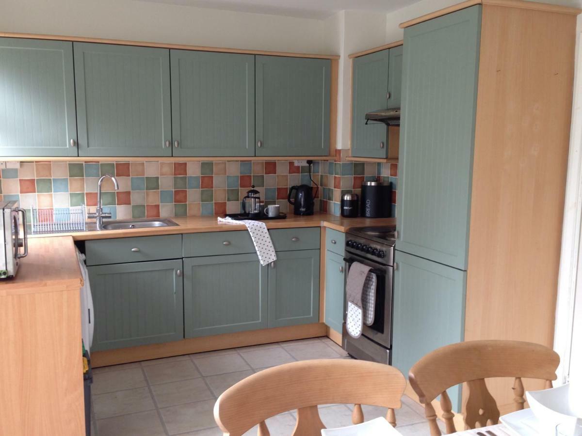 ווריק Comfortable House In Warwick מראה חיצוני תמונה