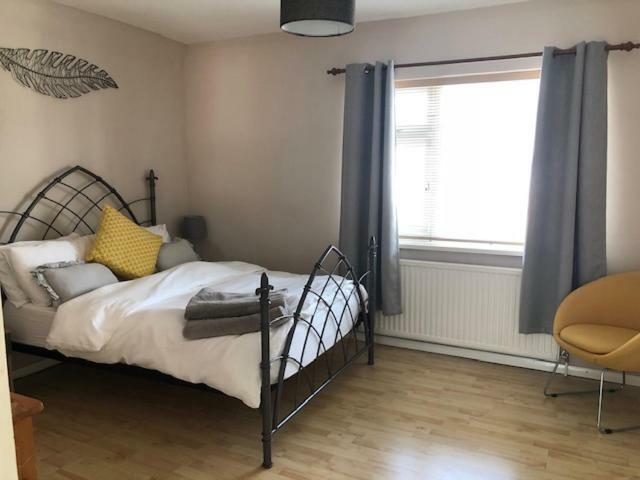ווריק Comfortable House In Warwick מראה חיצוני תמונה